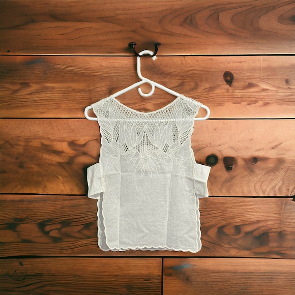 Free People - Picture 3 of 3